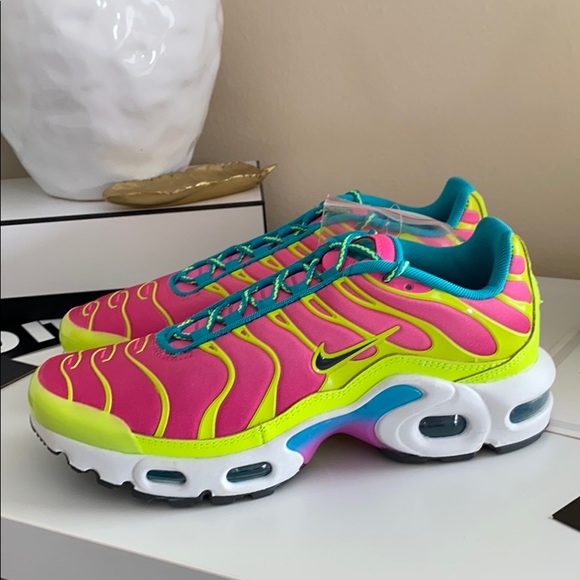NWT Nike Air Max plus - Picture 3 of 8